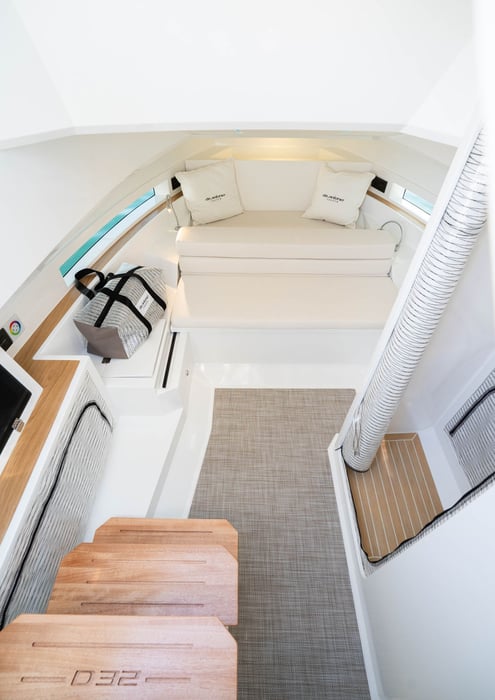 D32-deantonio-yacht-5