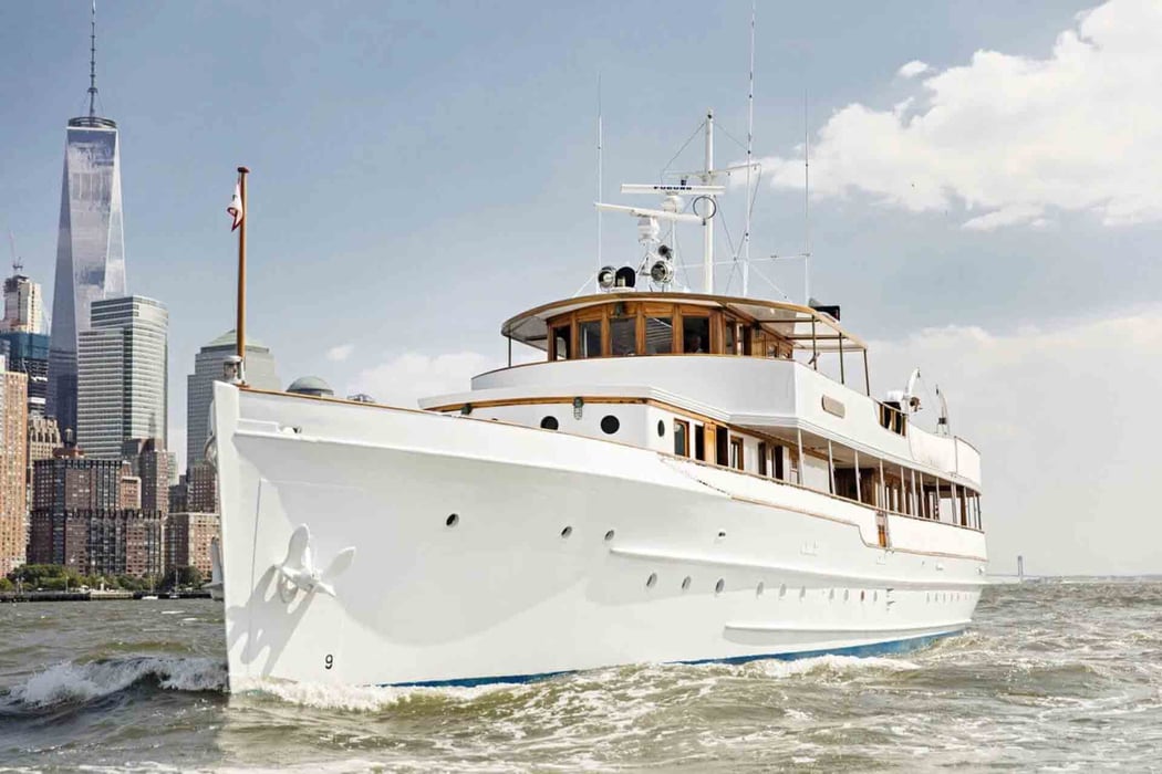 122' Hamptons Event Yacht