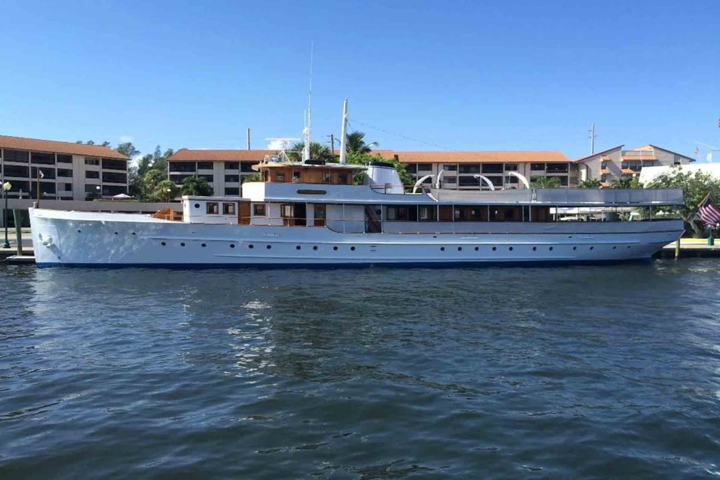 122' Hamptons Event Yacht