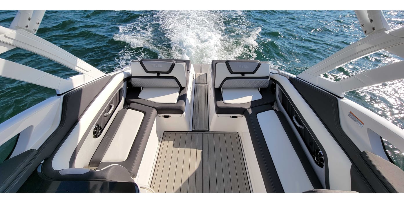 Yamaha Carousel_7new_adj