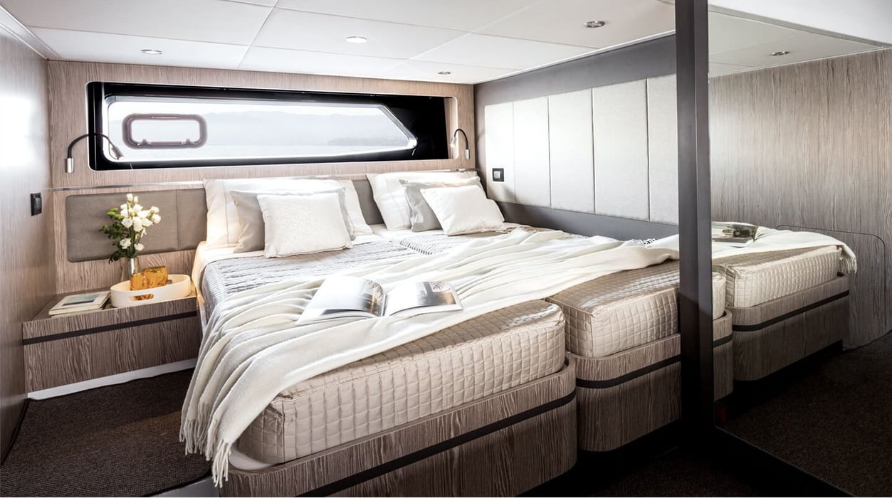 50' Azimut + Seabob and 43' Azimut + Seabob Tie-Up (25 Guests)