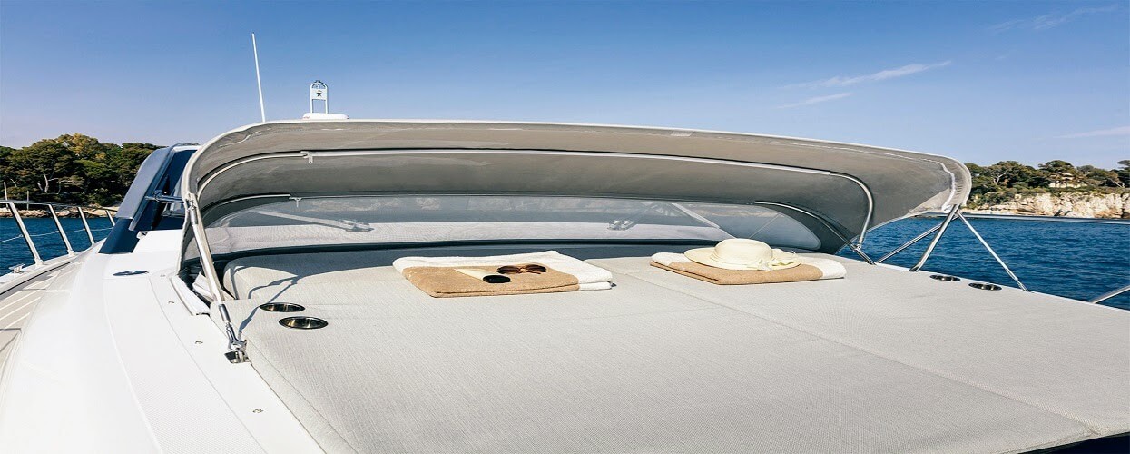 50' Azimut + Seabob and 43' Azimut + Seabob Tie-Up (25 Guests)