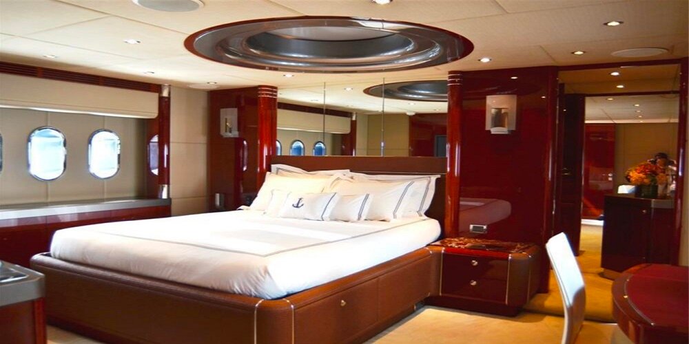 warren-yacht-1